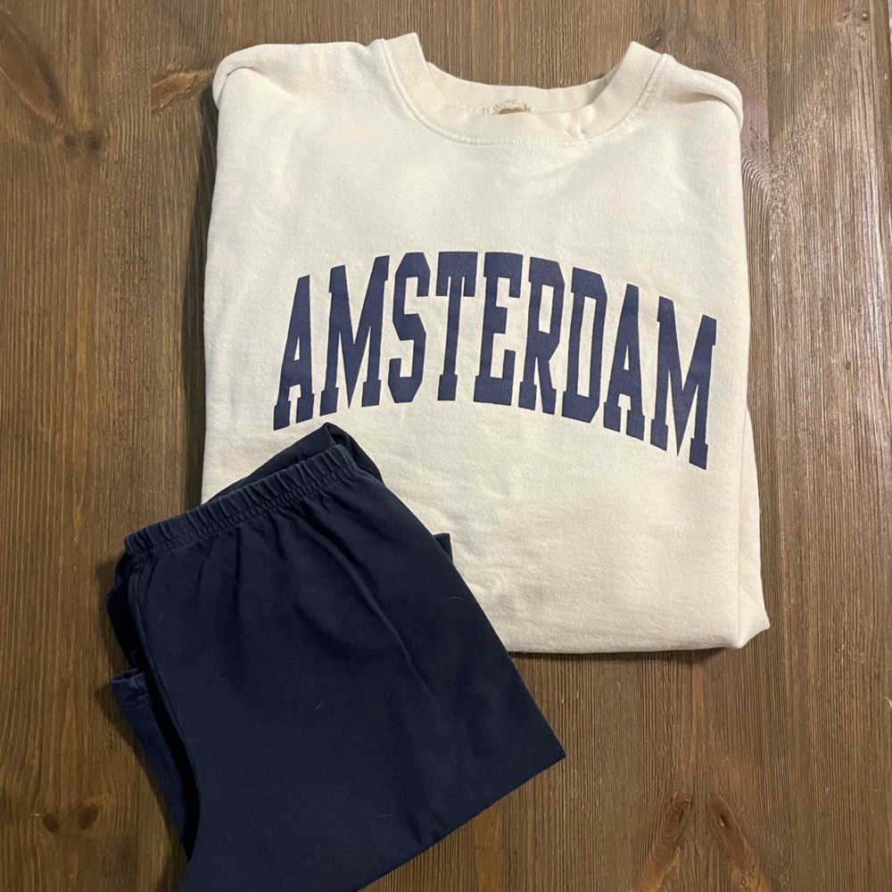 Brandy Melville / John Galt Sweatshirt and leggings! One Size